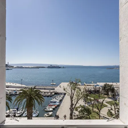 Seaview Luxury Retreat Gasthuis 4*