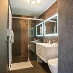 Seaview Luxury Retreat 4*