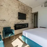 Seaview Luxury Retreat