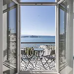 Seaview Luxury Retreat Penzion 4*