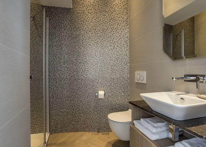 Seaview Luxury Retreat