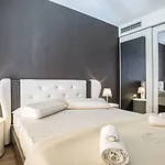 Seaview Luxury Retreat Guest house Split