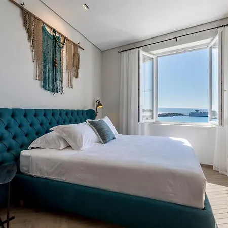 招待所 Seaview Luxury Retreat 斯普利特