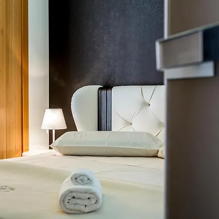 Seaview Luxury Retreat Affittacamere 4*