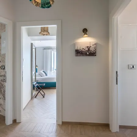 Seaview Luxury Retreat Гостевой дом 4*