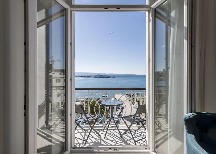 Seaview Luxury Retreat Pensión 4*